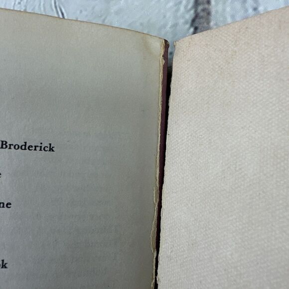 Cadette Girl Scout Handbook 16th Printing 1963 USA - Picture 6 of 9